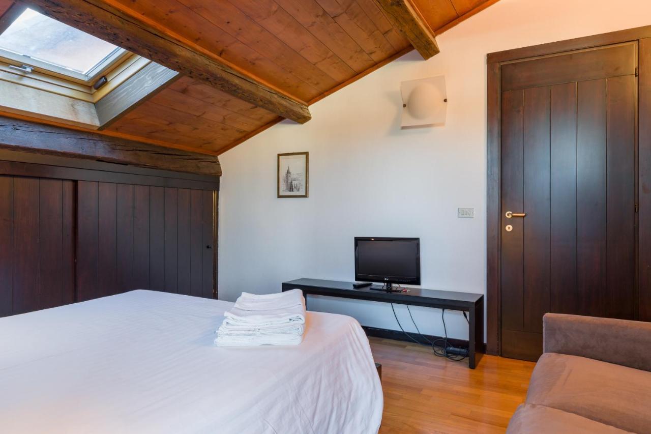 Central Apartment Behind The Arena Verona Buitenkant foto