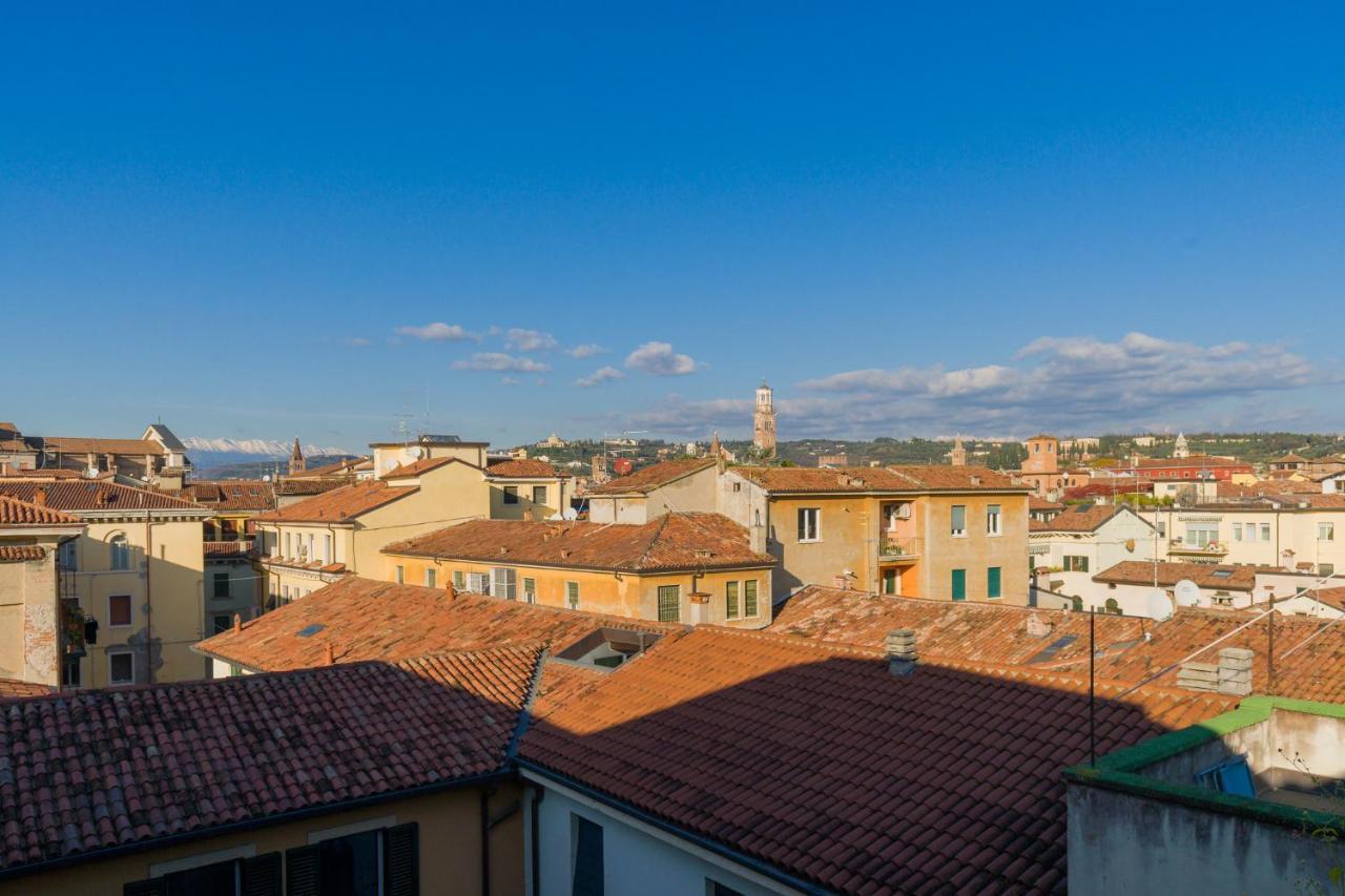 Central Apartment Behind The Arena Verona Buitenkant foto